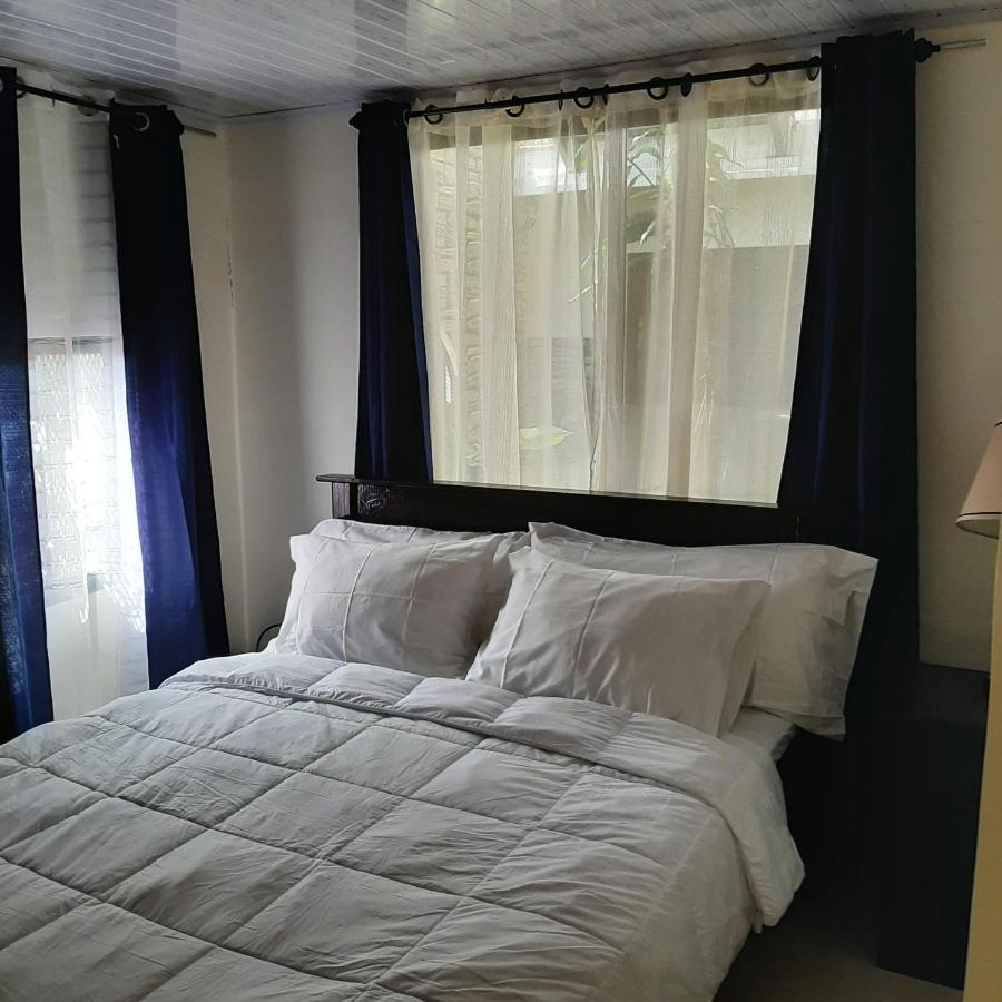 Rancha Azul Inn Alajuela ภายนอก รูปภาพ