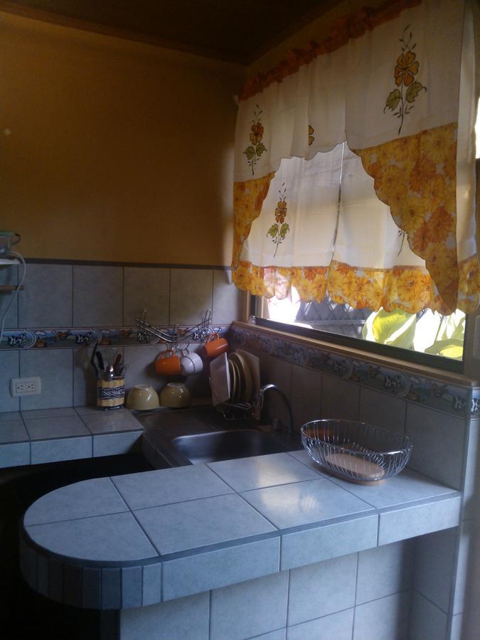 Rancha Azul Inn Alajuela ภายนอก รูปภาพ